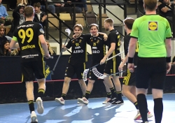 AIK - Salem.  7-3