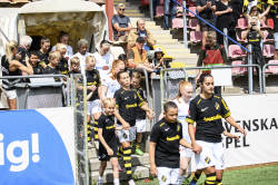 AIK - Växjö.  2-1