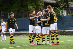 AIK - Växjö.  2-1