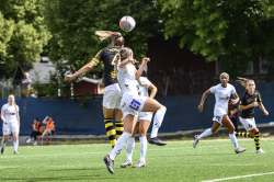 AIK - Växjö.  2-1