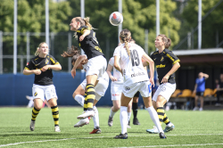 AIK - Växjö.  2-1