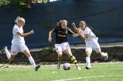 AIK - Växjö.  2-1