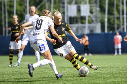 AIK - Växjö.  2-1