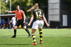 AIK - Växjö.  2-1