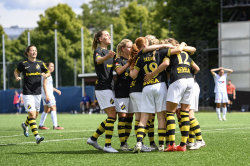 AIK - Växjö.  2-1