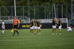 AIK - Växjö.  2-1