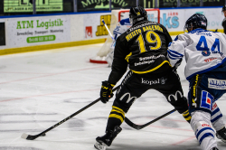 AIK - Karlsskoga.  5-1