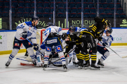 AIK - Karlsskoga.  5-1