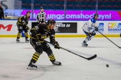 AIK - Karlsskoga.  5-1