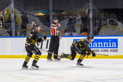 AIK - Karlsskoga.  5-1