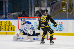 AIK - Karlsskoga.  5-1