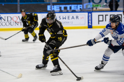 AIK - Karlsskoga.  5-1