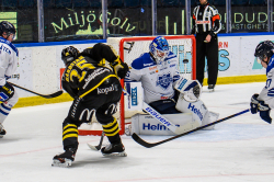 AIK - Karlsskoga.  5-1