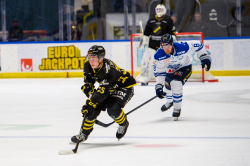 AIK - Karlsskoga.  5-1