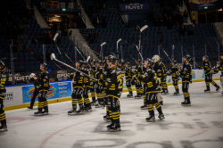 AIK - Karlsskoga.  5-1