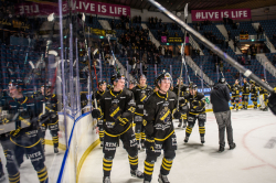 AIK - Karlsskoga.  5-1