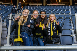 Publikbilder. AIK-Mjällby