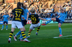 Dif - AIK.  4-0